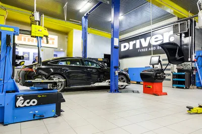 SERWIS OPON JAN. Geometria kół Hunter 3D Wyważanie z testem drogowym. Serwis Auto Klimatyzacji. Prostowanie felg.